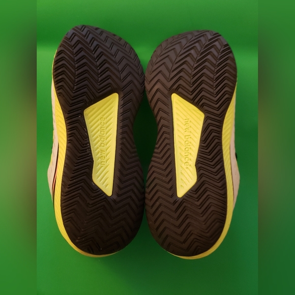 New Balance padel 796v2 yellow men's court tennis shoes size 6 - Picture 7 of 8